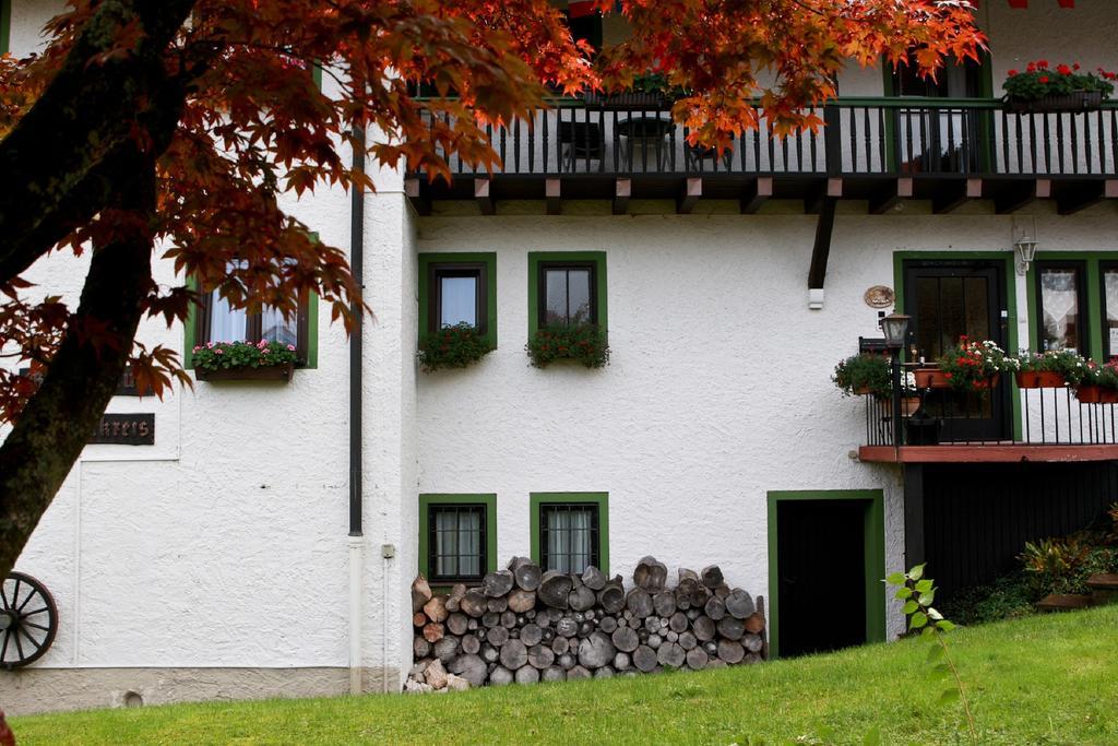 Ferienwohnungen Gaestehaus Sonnenkreis Рупольдинг Экстерьер фото